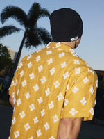 3D Crochet Short-Sleeve Shirt 4
