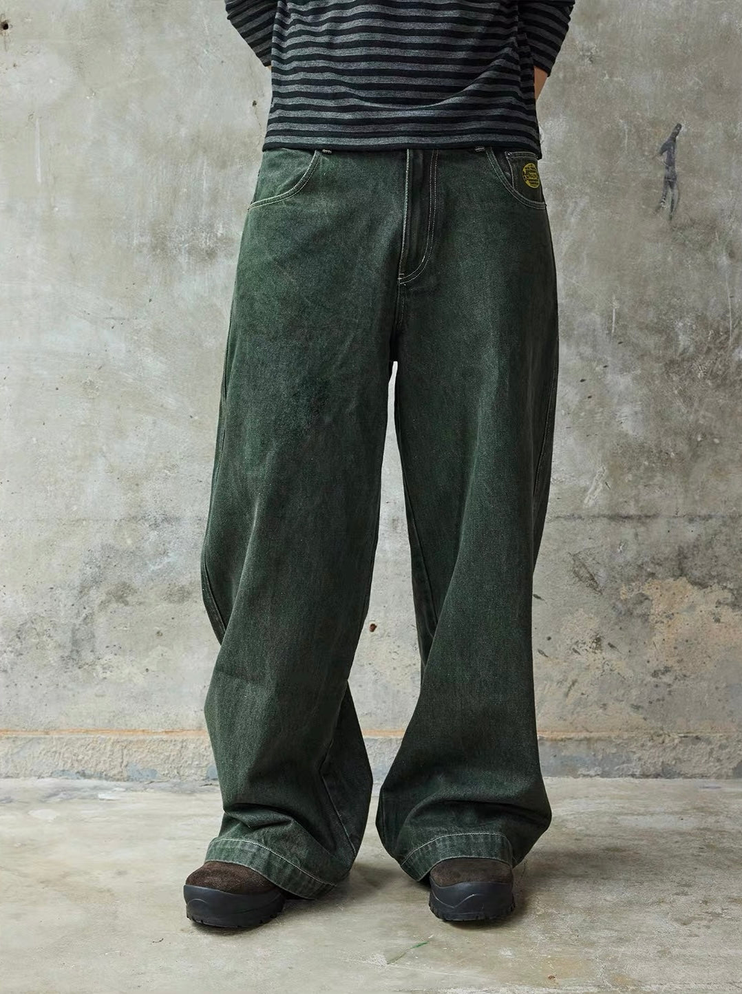 Wide-Leg Printed Jeans Pants