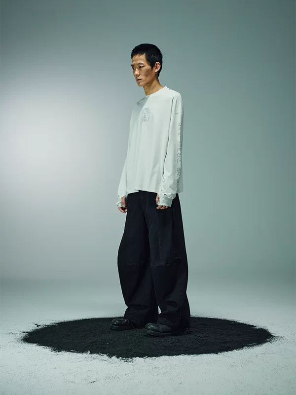 Structured Wide-Leg Jeans 1