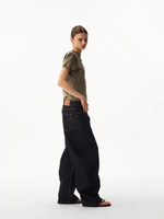 Loose-Fit Curved Wide-Leg Jeans 1