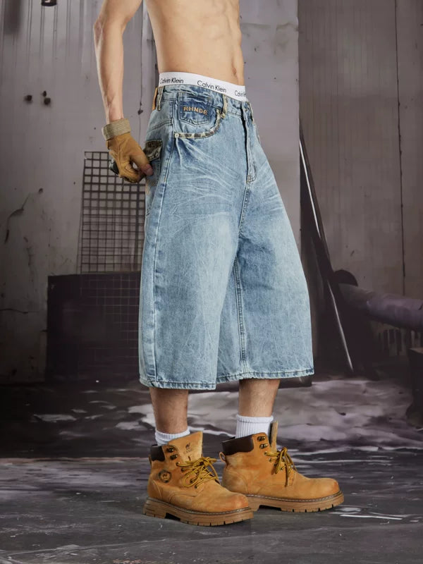 Distressed Wide-Leg Denim Capri Pants 3