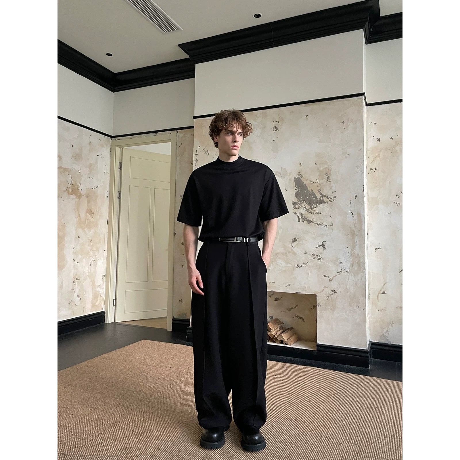 Minimalist Double-Layer Collar Short Sleeve T-Shirt 2