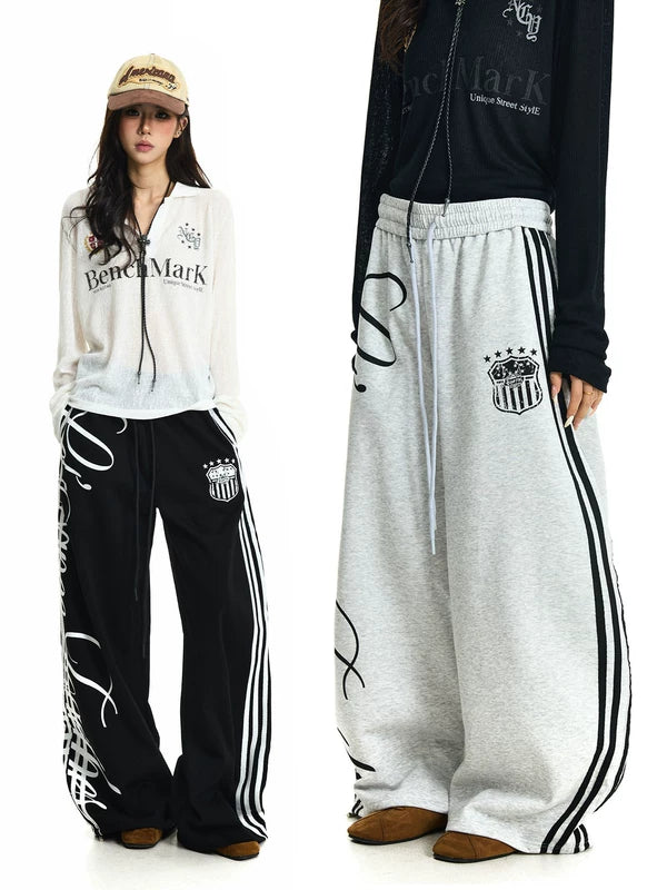 Baggy Wide-Leg Sweatpants with Stripe Detail 1