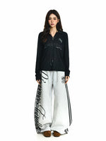 Baggy Wide-Leg Sweatpants with Stripe Detail 4