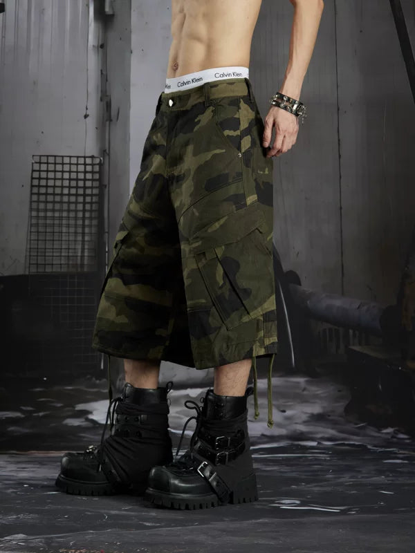 Camouflage Cargo Capri Pants 2
