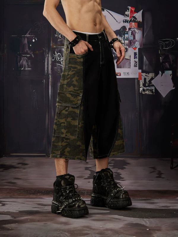 Camouflage Cargo Cropped Jeans 2