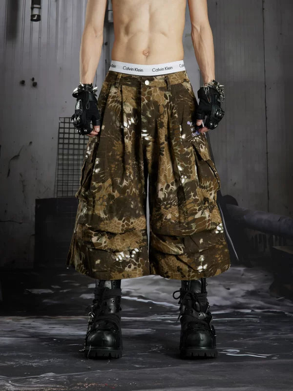 Camouflage Wide-Leg Cargo Pants 1