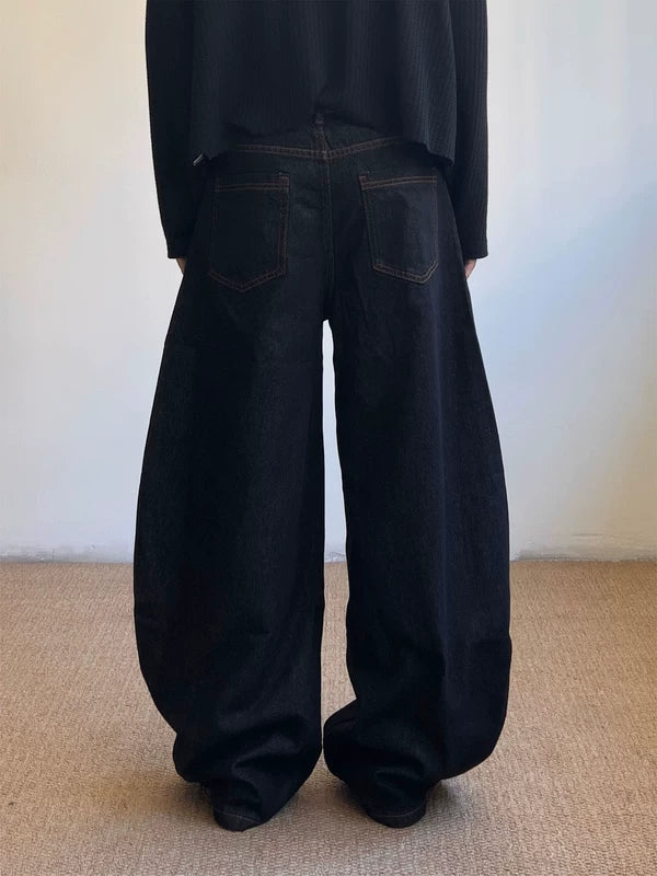 Curved Blade Embroidered Wide-Leg Jeans 5