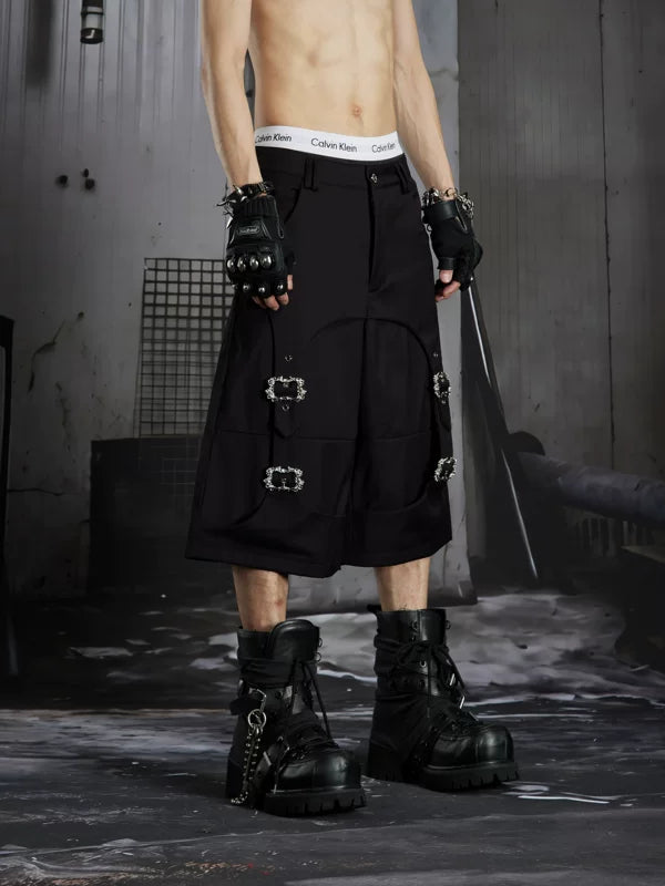 Deconstructed Buckle Detail Loose Capri Pants 2