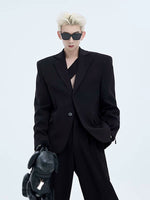 Deconstructed Padded Shoulder Suit with Pants 2