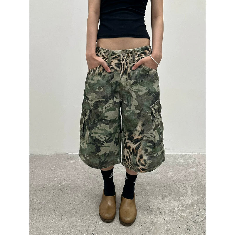 6269980558849,6269980558850,6269980558851,6269980558852,6269980558853, Distressed Camouflage Wide-Leg Cargo Pants