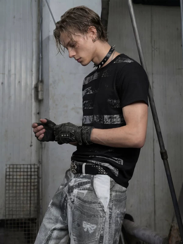 Distressed Flag Print T-Shirt and Pants 3