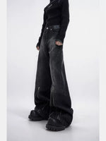Distressed Flared Jeans with Zipper Details 2