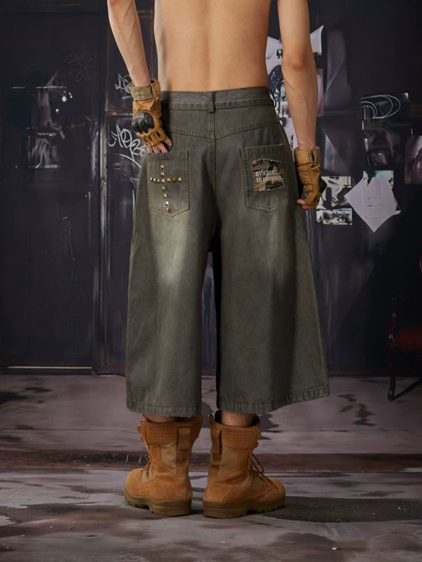 Distressed Loose Fit Capri Jeans 4