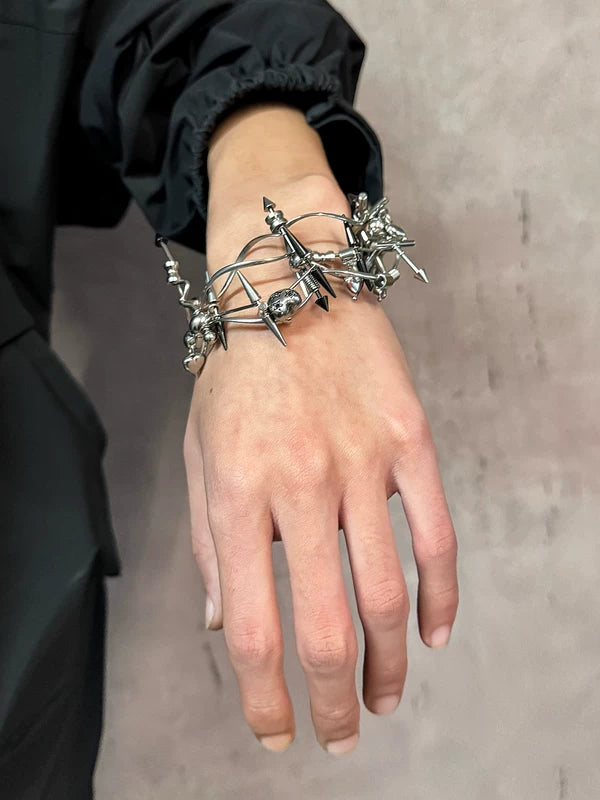 Futuristic Punk Hollow-Out Spike Bracelet 2