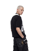 Gothic Print V-Neck Knit T-Shirt 4