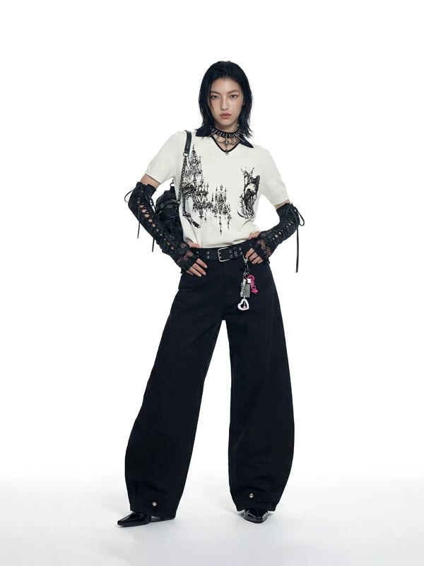 Gothic Print V-Neck Knit T-Shirt 5