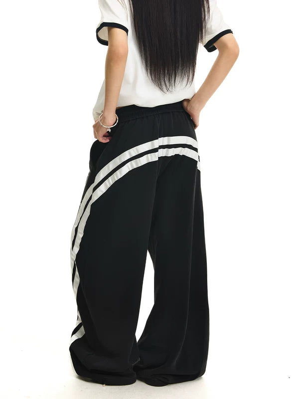 Gradient Letter Print Wide-Leg Sweatpants 3