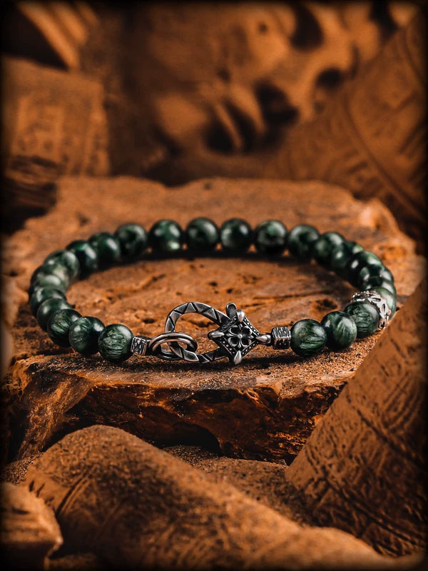 Green Crystal Beaded Bracelet 1