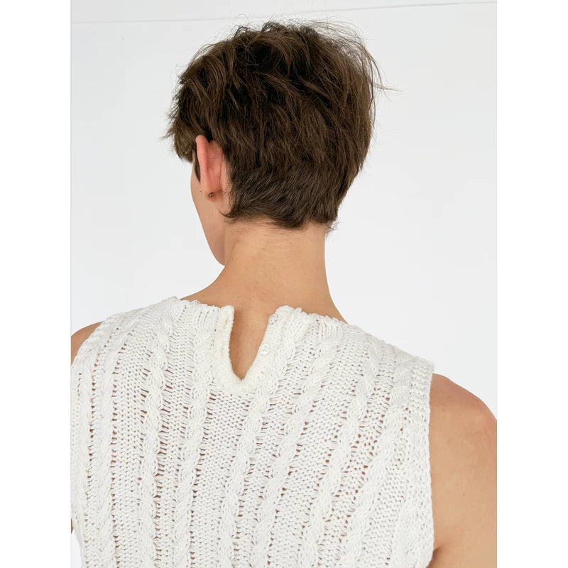 Knitted Slim Fit Vest with Pearls 4