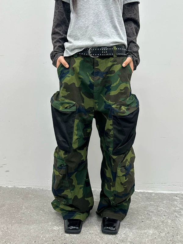 Mesh Pocket Wide-Leg Cargo Pants 3