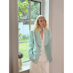 Minimalist Suit Jacket with Pearl Collar 3