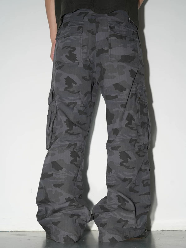 Leopard Print Relaxed Cargo Pants 3