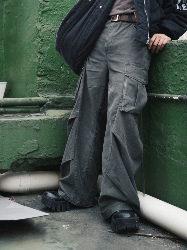 Double-Pleated Six-Pocket Cargo Pants 3