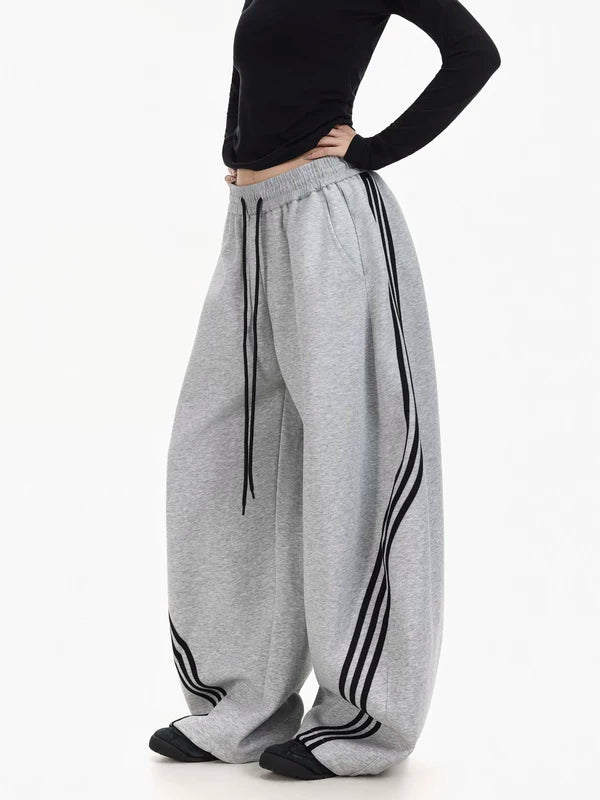 Oversized Three-Stripe Wide-Leg Sweatpants 5
