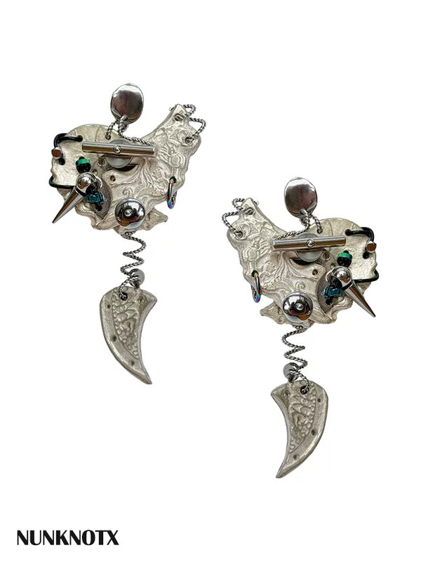 Que Series Avant-Garde Statement Earrings 2