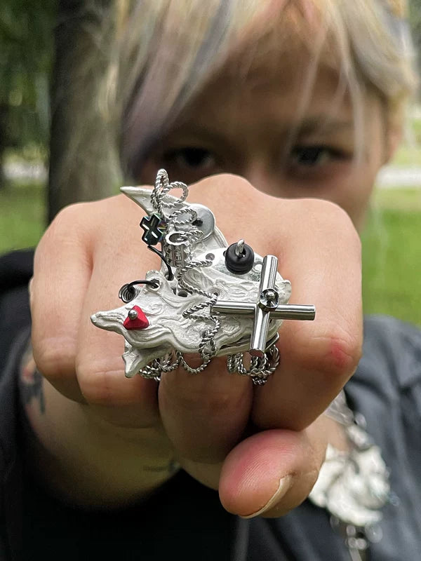 Que Series Statement Ring 4
