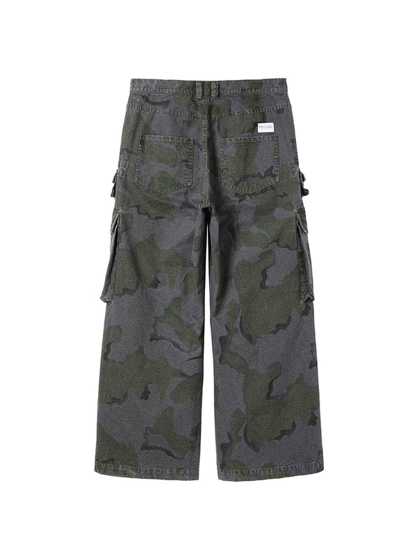 Relaxed Camouflage Cargo Pants 4