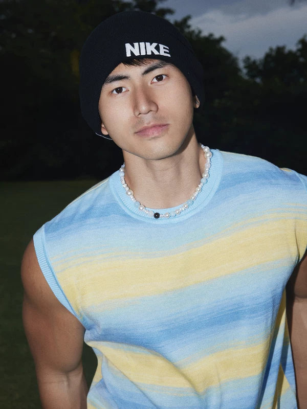 Retro Gradient Striped Knit Vest 3