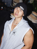 Sleeveless Zip-Up Hooded Vest 3
