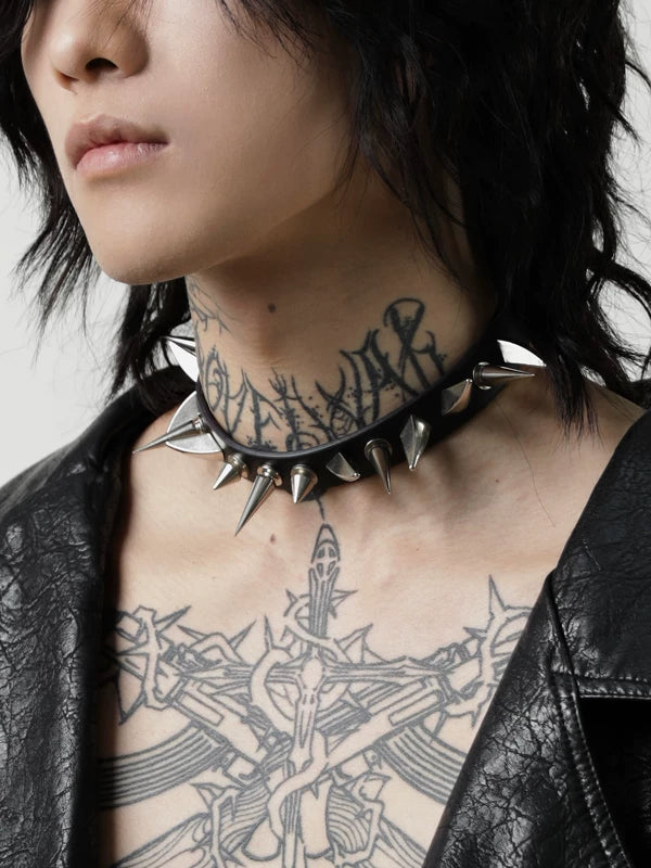 Spike Rivet Choker Necklace 1