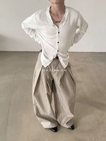 Vertical Striped Pleated Wide-Leg Pants 5