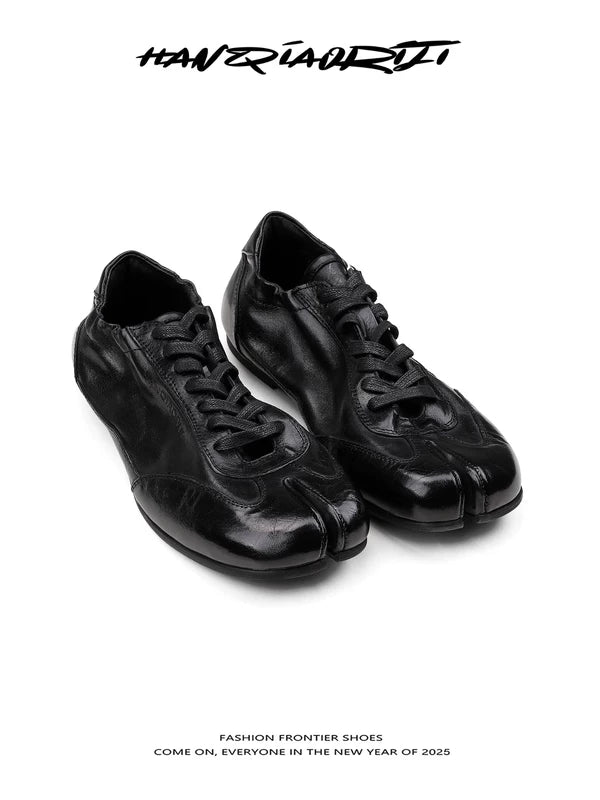 Washed Horseskin Split-Toe Training Shoes 1