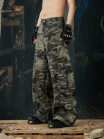 Wide-Leg Camouflage Cargo Pants 2