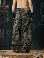 Wide-Leg Camouflage Cargo Pants 3