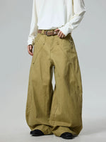 Wide Leg Curved Silhouette Cargo Pants 3